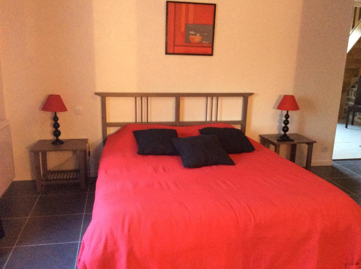 Bed and Breakfast L Entre Deux Champcey Экстерьер фото